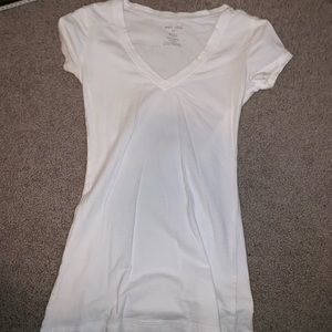 Cute basic white shirt!!